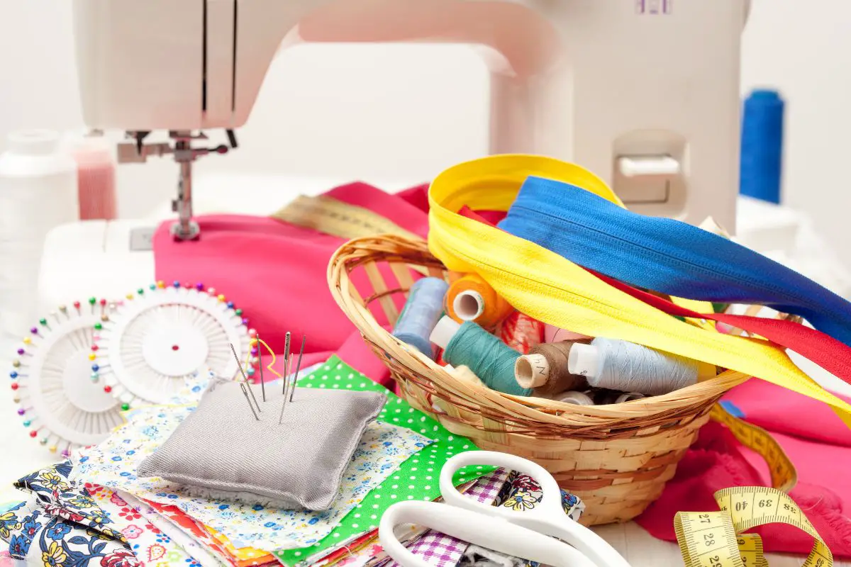 15 Handy Sewing Tips For Beginners