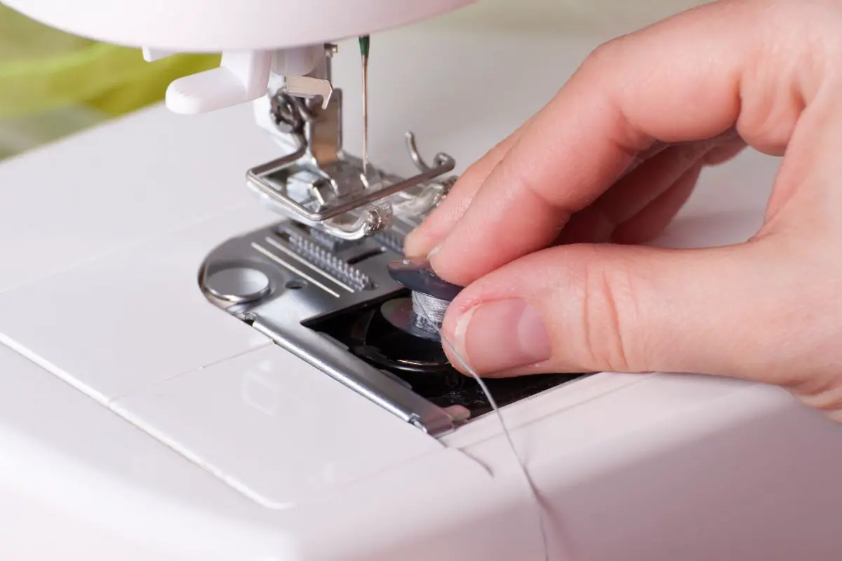 Guide To Easily Threading A Singer Sewing Machine With Video