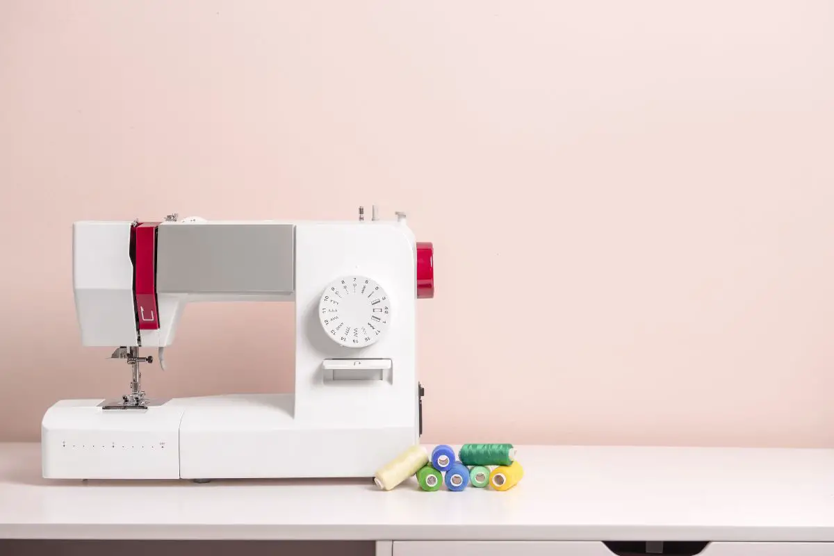 How Can I Travel With My Sewing Machine? – Some Great Portable Kits