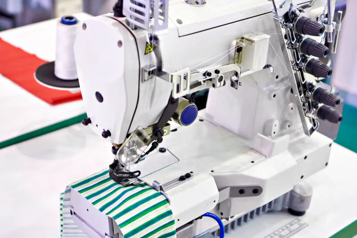 The Ultimate Guide For Selecting The Right Coverstitch Machine