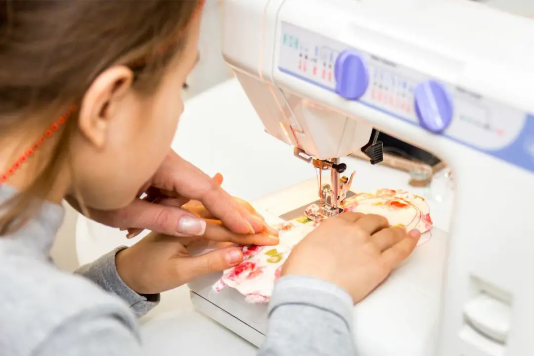 4 Best Singer Kids’ Sewing Machines Learn To Sew