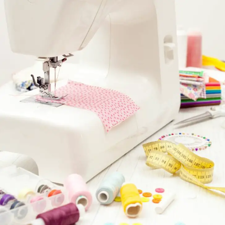 10 Best Sewing Books For Beginners