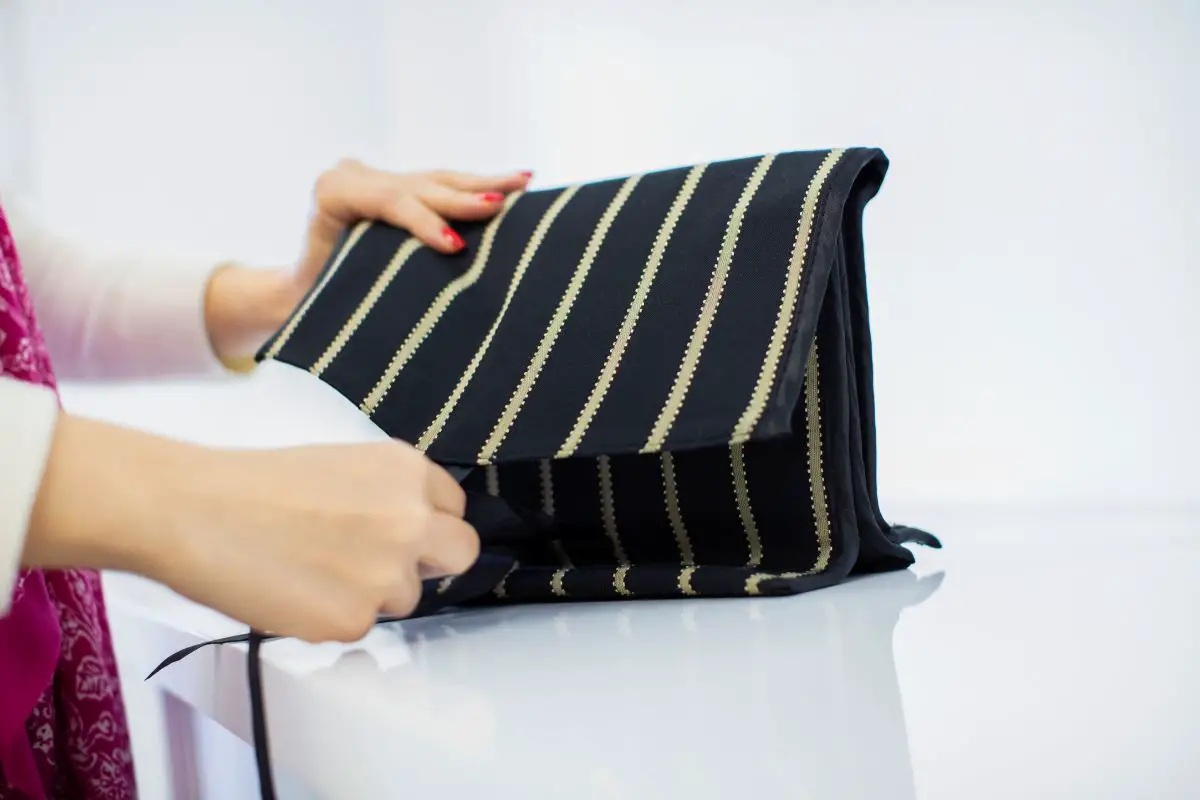 11 Best Handbag Sewing Patterns To Try Out For Yourself