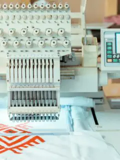 What Is A Computerized Sewing Machine?