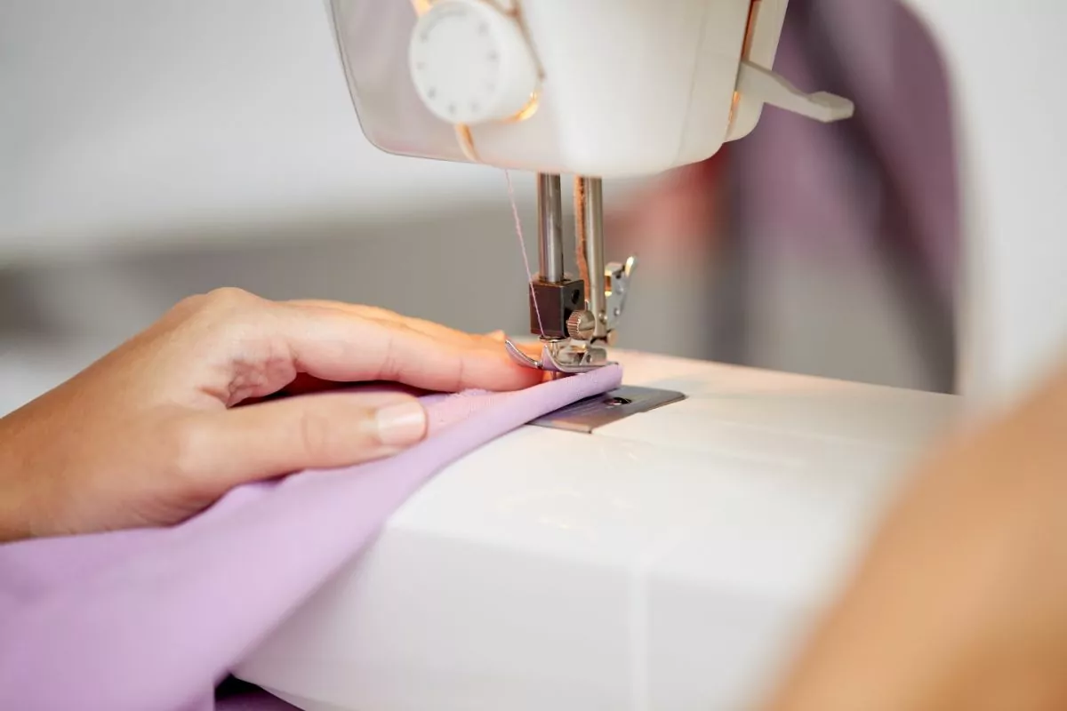 How To Sew Straight Lines (1)