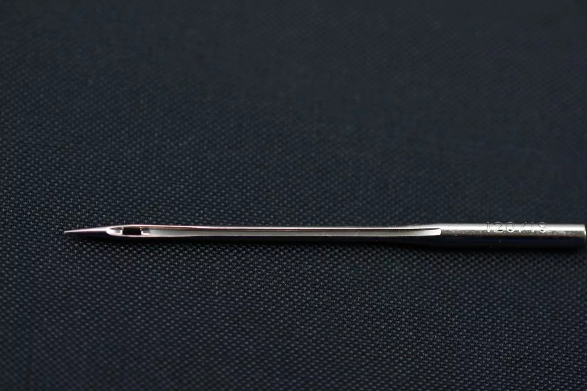 Ultimate Guide To Sewing Machine Needle Sizes & Types